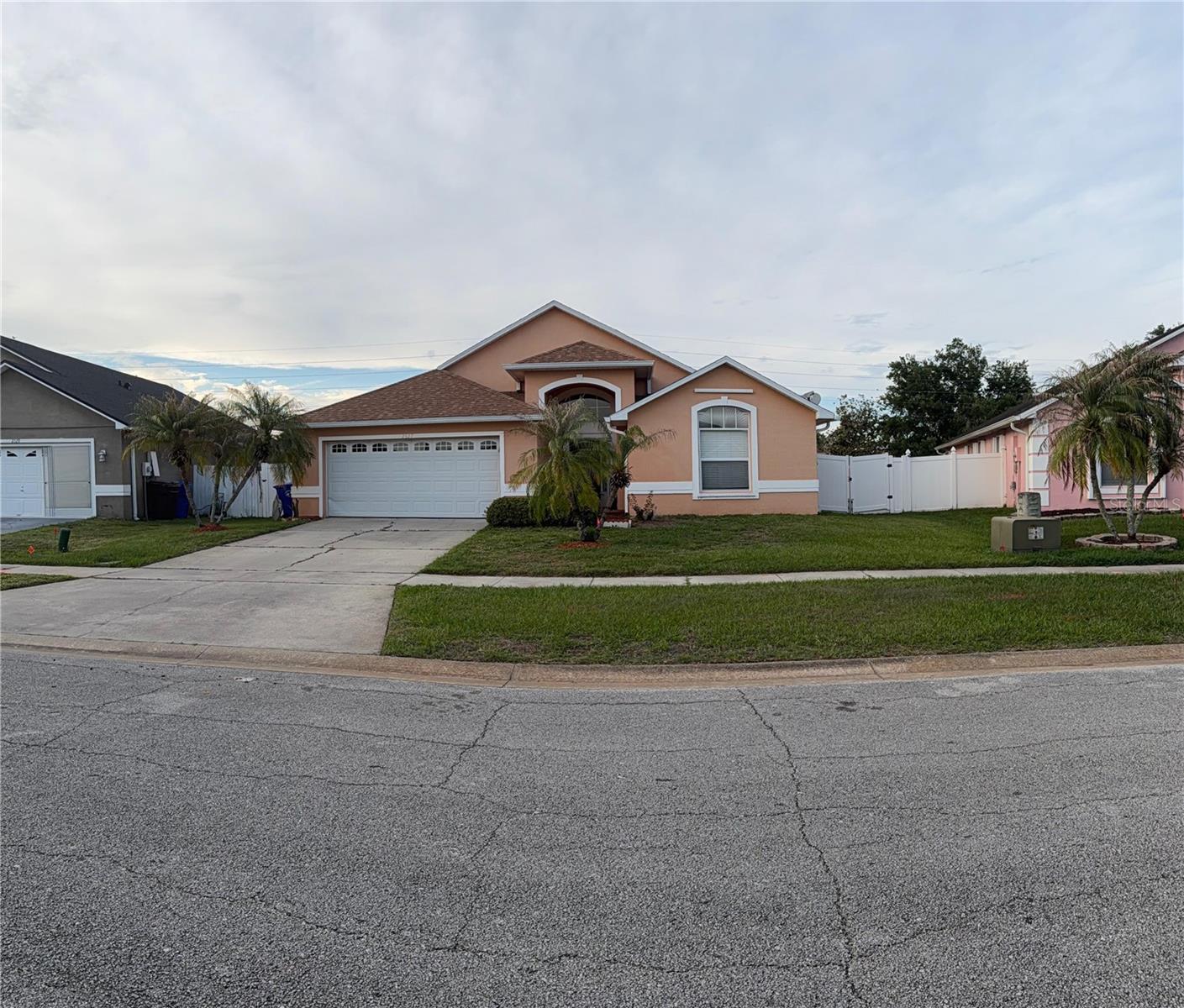 2527 HIKERS CT, KISSIMMEE, FL, 34743
