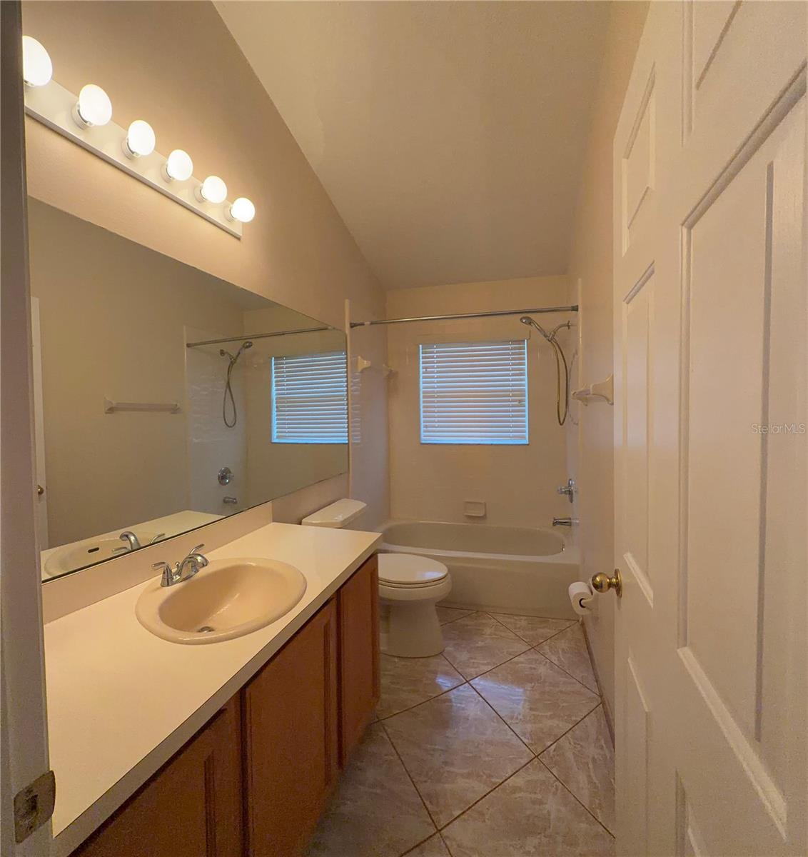 2527 HIKERS CT, KISSIMMEE, FL, 34743