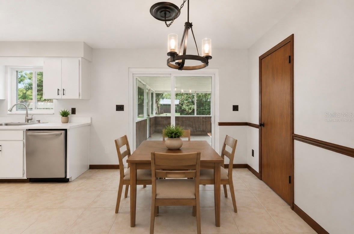915 E MICHIGAN AVE, DELAND, FL, 32724
