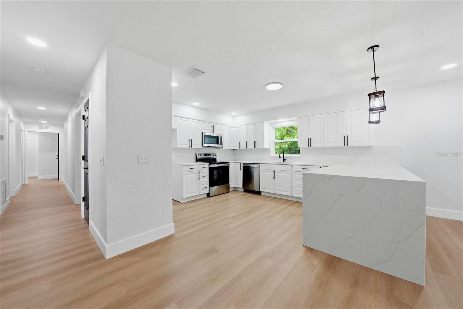 3599 74 AVE N, PINELLAS PARK, FL, 33781