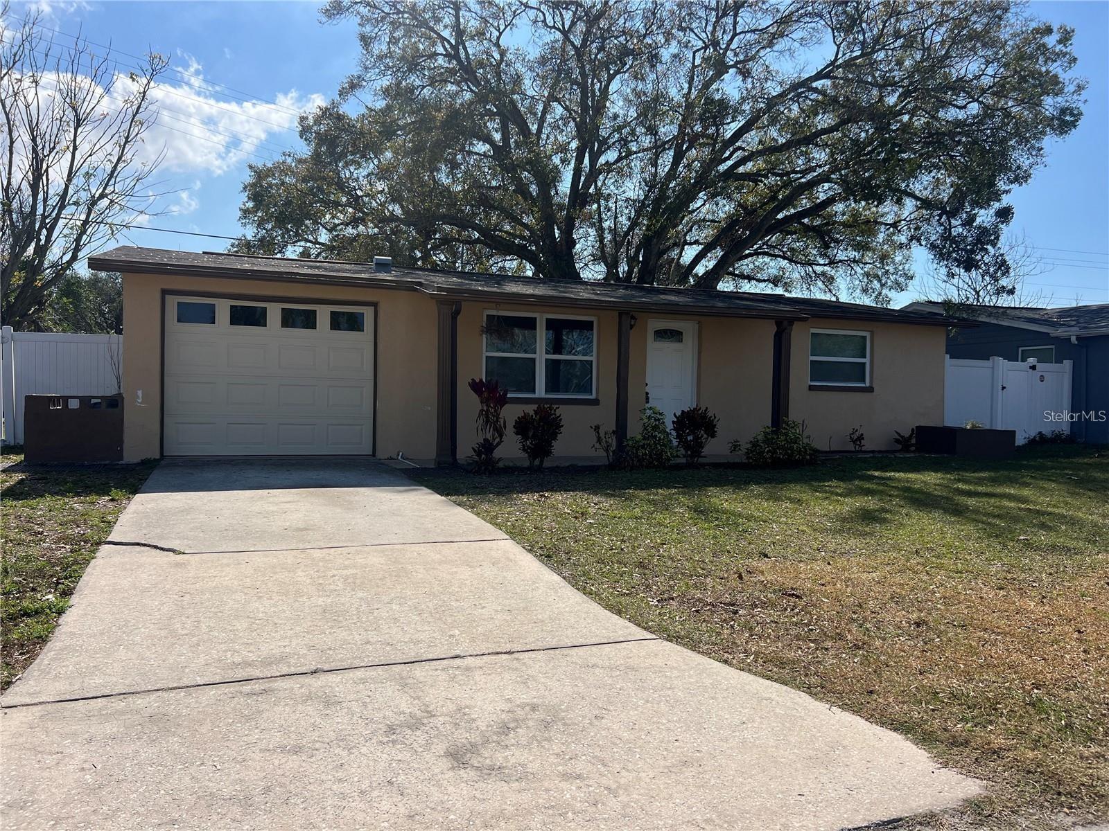 7438 COVENTRY DR, PORT RICHEY, FL, 34668
