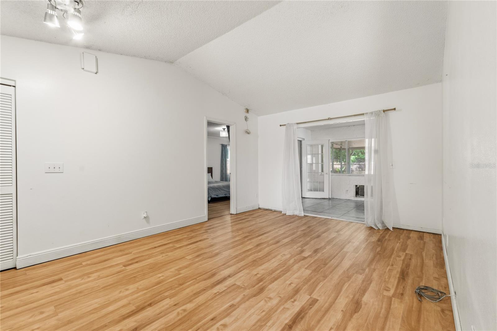 352 VAIL DR, WINTER HAVEN, FL, 33884
