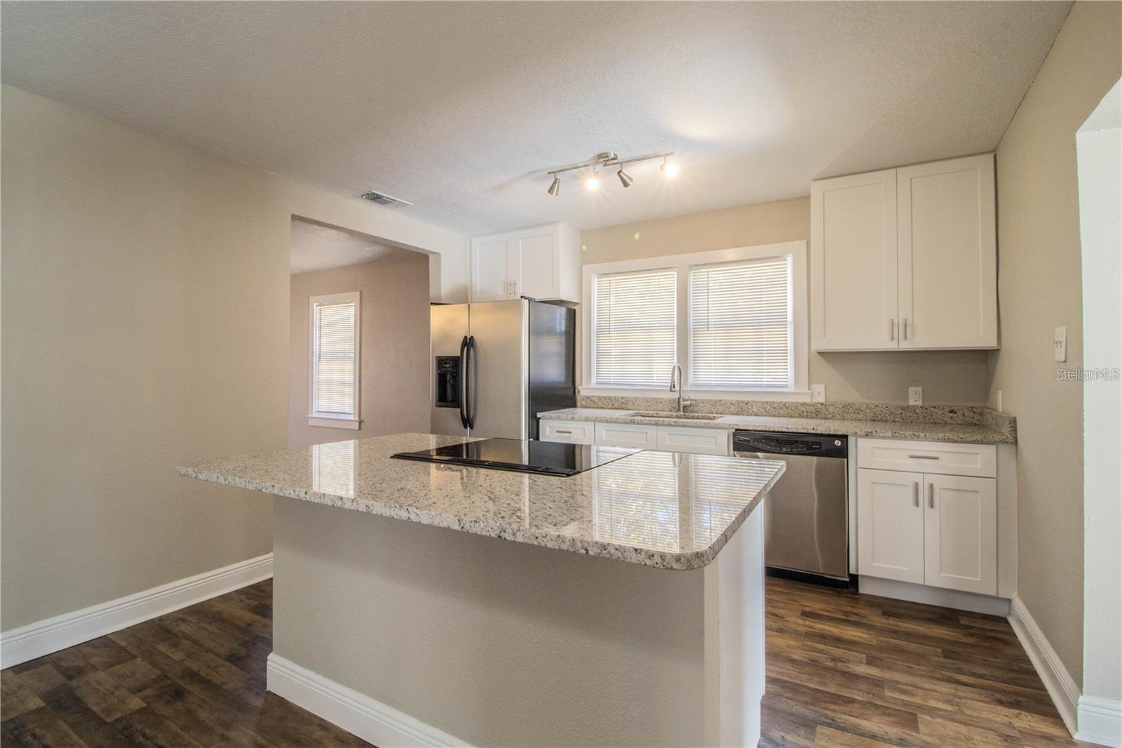 1851 E ELM RD, LAKELAND, FL, 33801