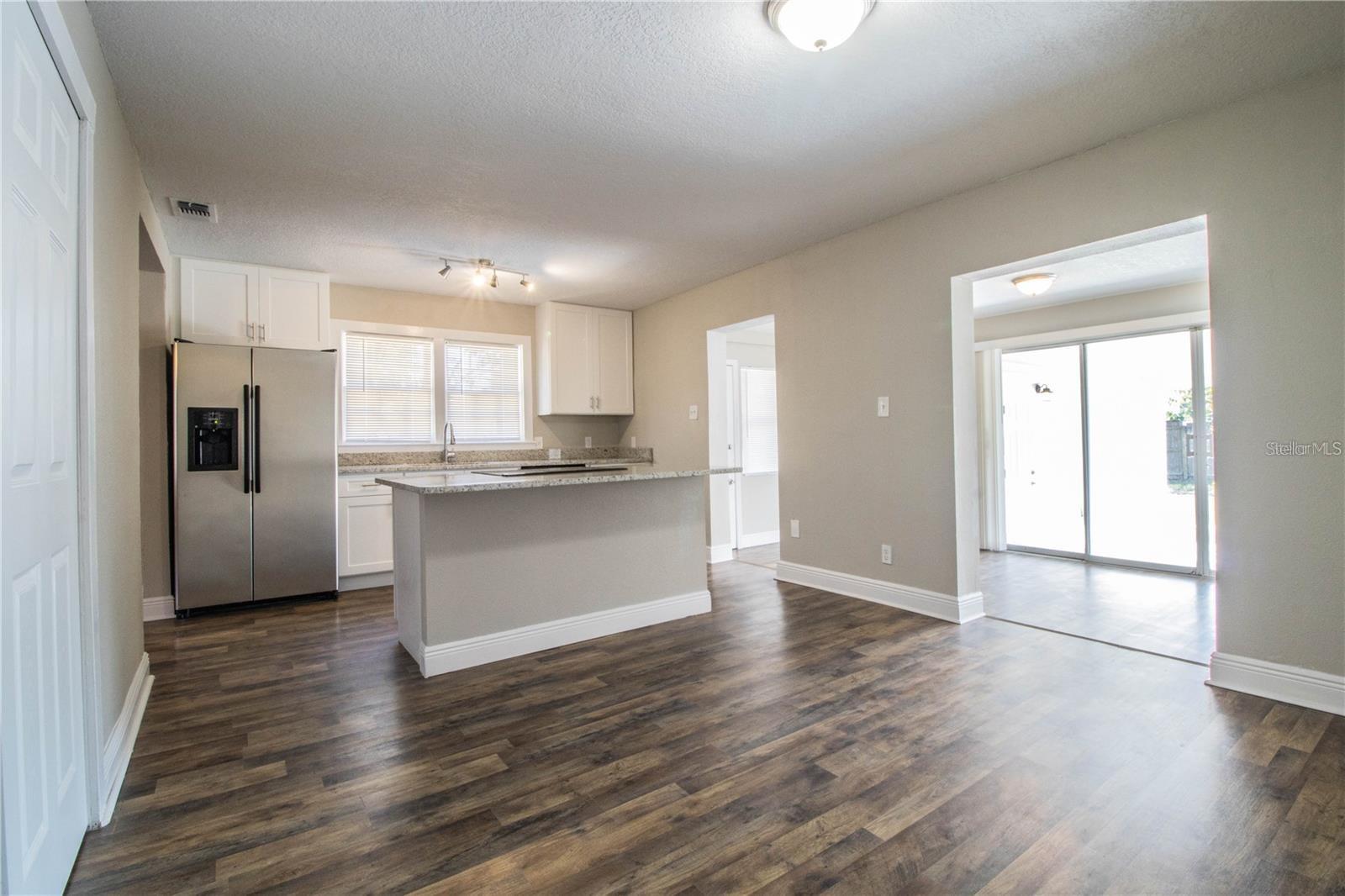 1851 E ELM RD, LAKELAND, FL, 33801