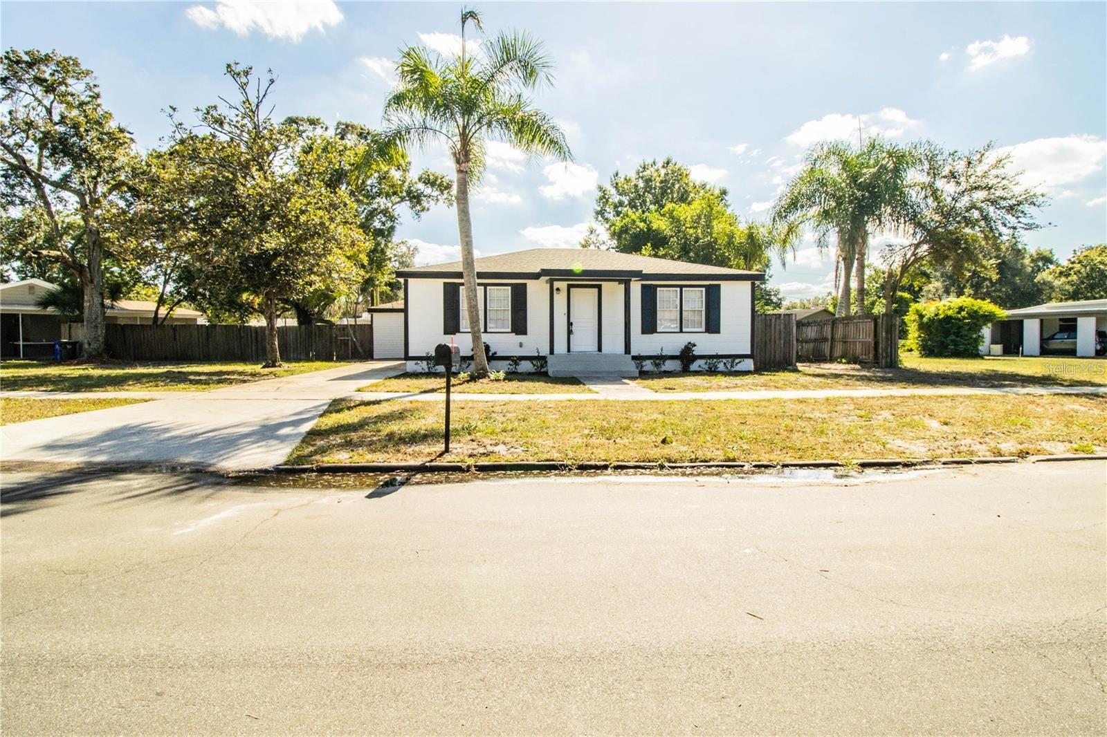 1851 E ELM RD, LAKELAND, FL, 33801