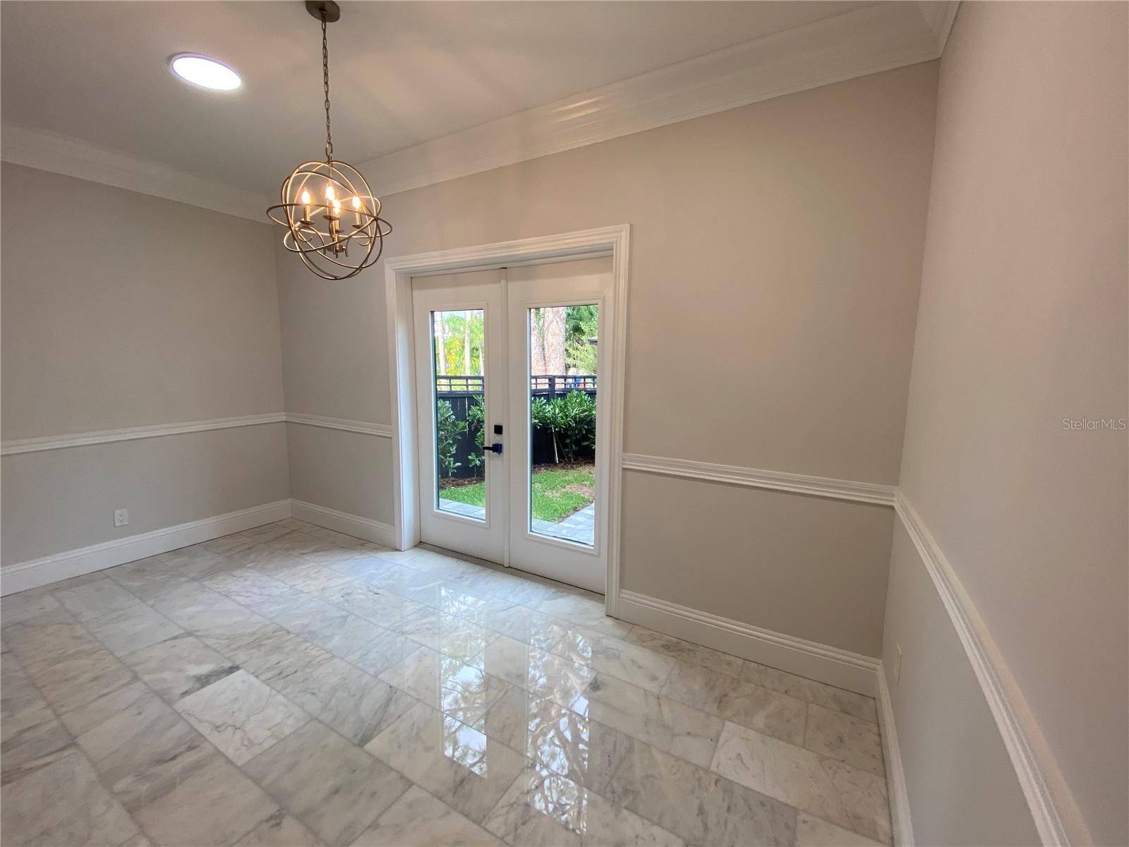 420 S ROYAL POINCIANA DR, TAMPA, FL, 33609