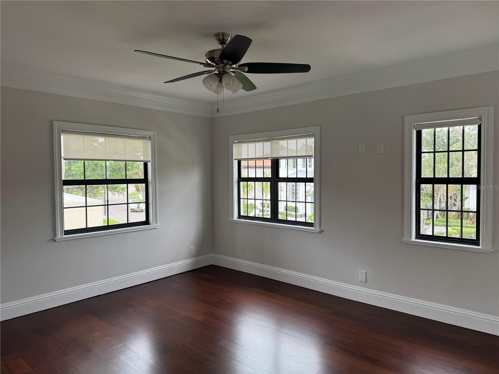420 S ROYAL POINCIANA DR, TAMPA, FL, 33609