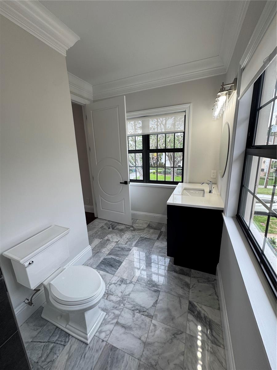 420 S ROYAL POINCIANA DR, TAMPA, FL, 33609