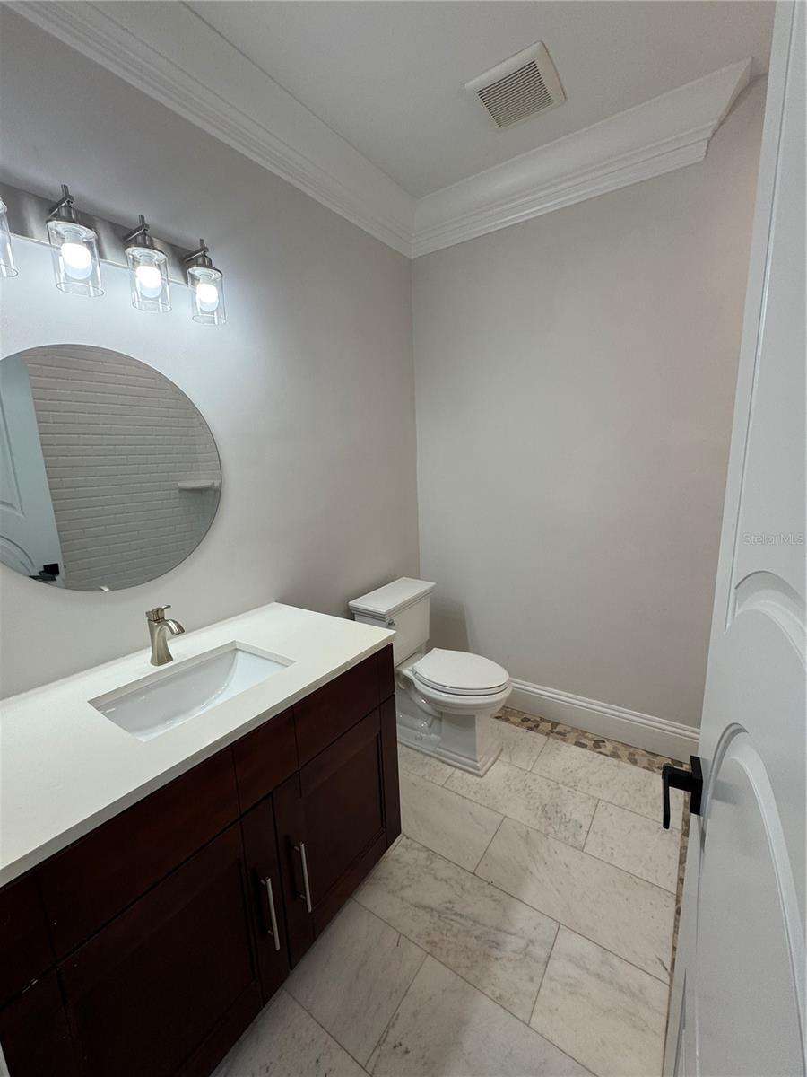 420 S ROYAL POINCIANA DR, TAMPA, FL, 33609
