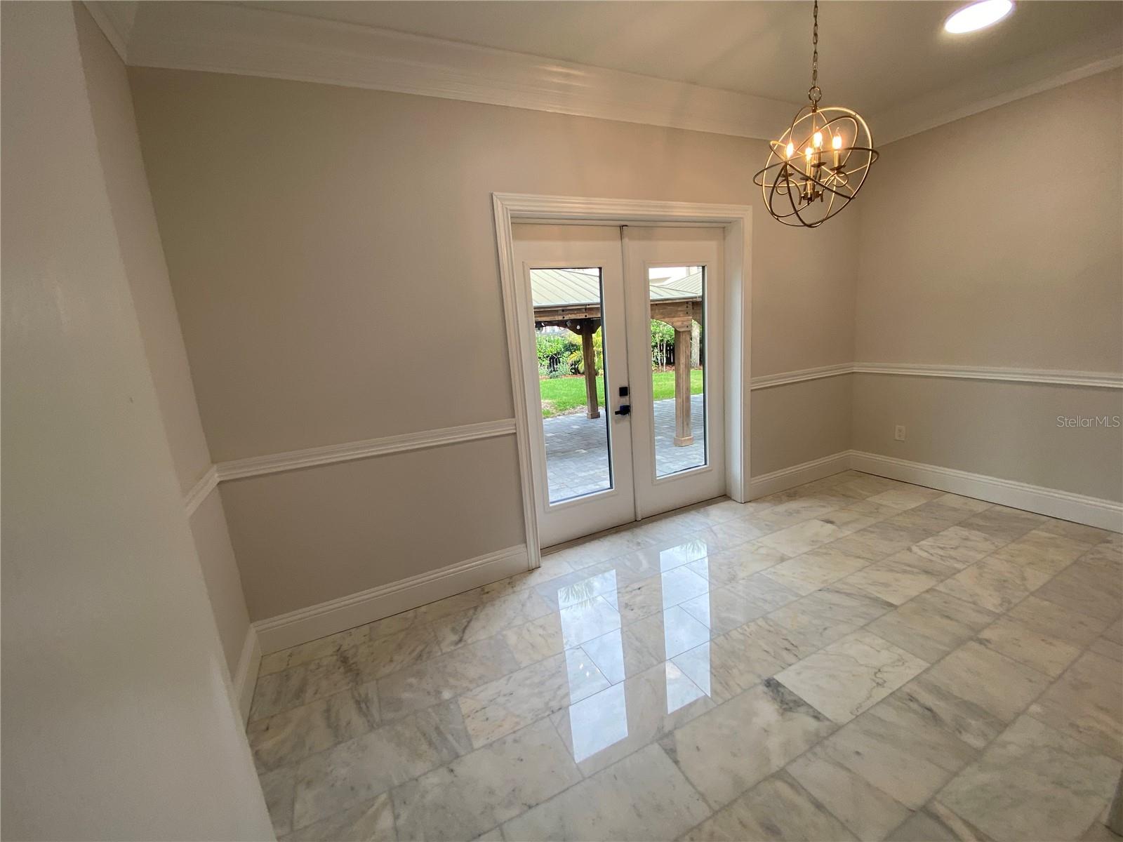 420 S ROYAL POINCIANA DR, TAMPA, FL, 33609