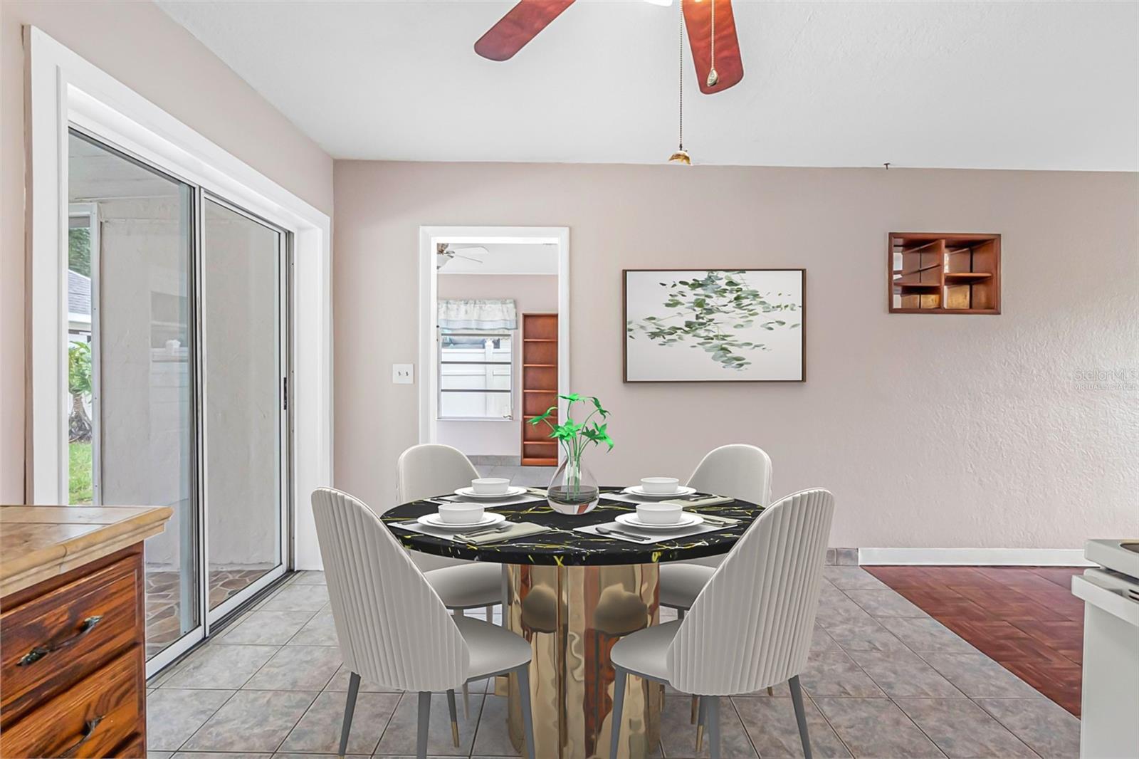 126 W GRAPEFRUIT CIR, CLEARWATER, FL, 33759