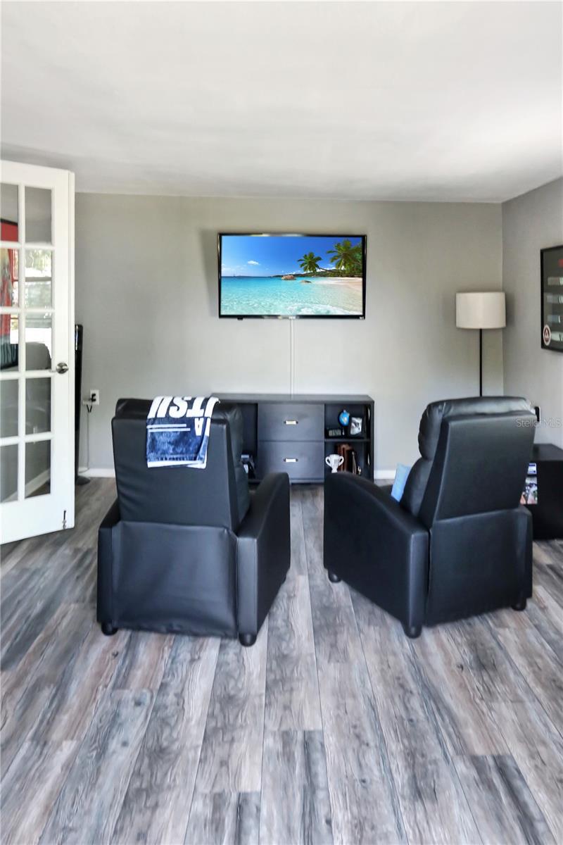 1761 OWEN DR, CLEARWATER, FL, 33759