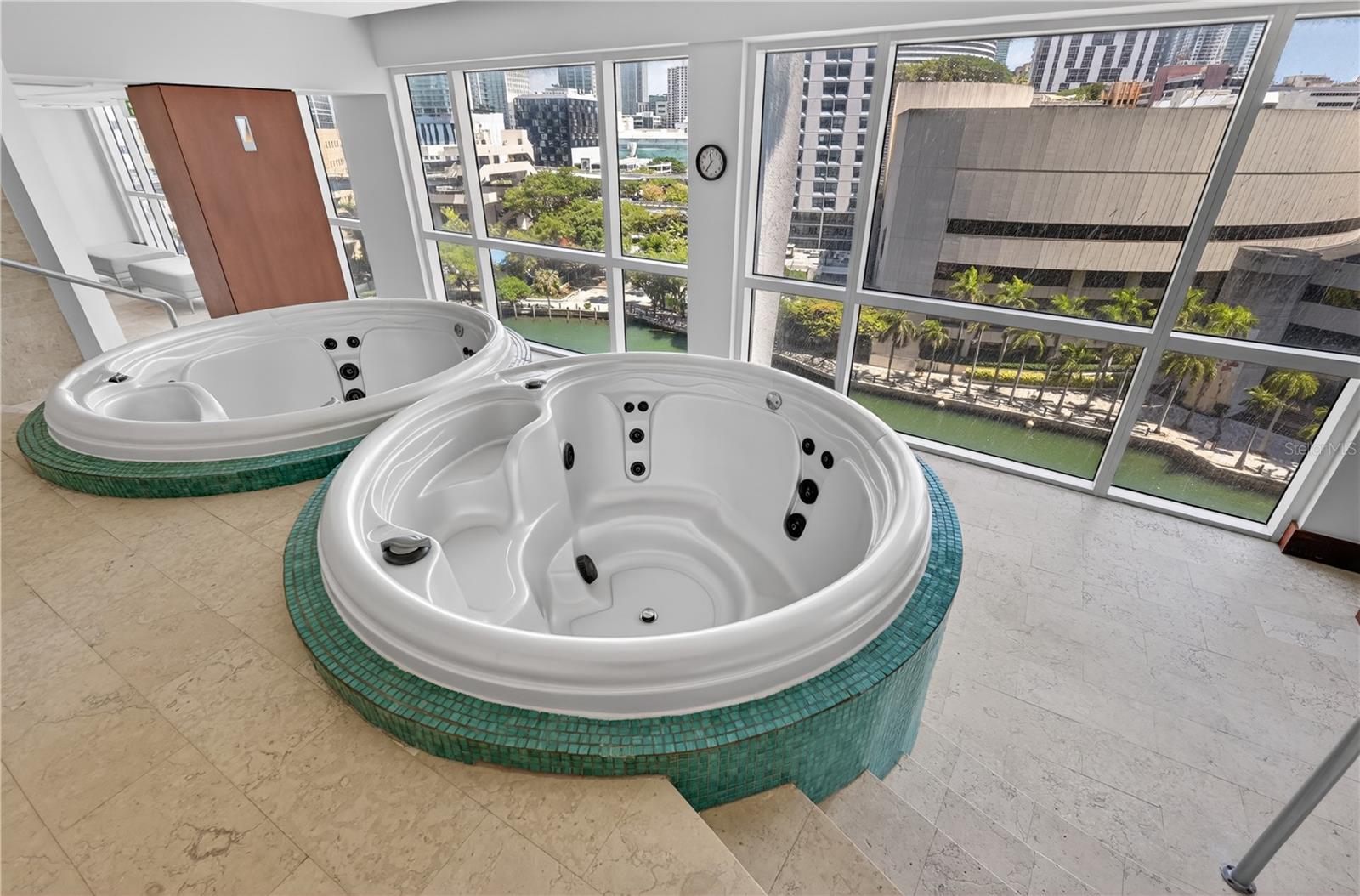31 SE 5TH ST #203, MIAMI, FL, 33131