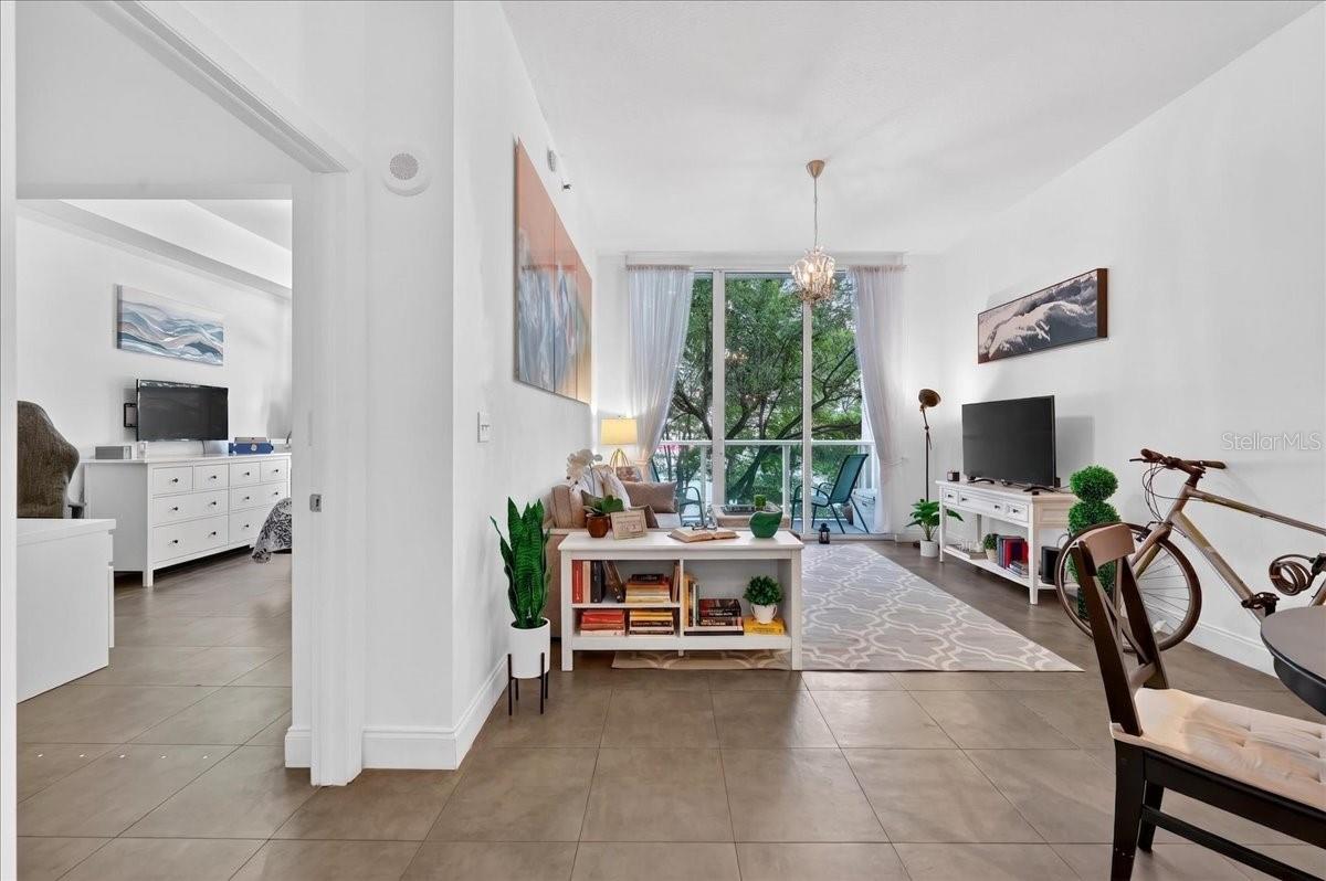 31 SE 5TH ST #203, MIAMI, FL, 33131
