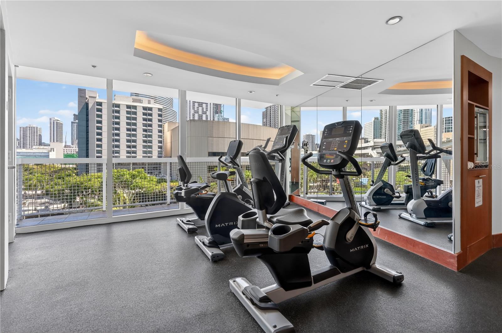 31 SE 5TH ST #203, MIAMI, FL, 33131
