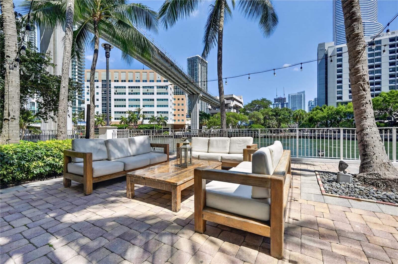 31 SE 5TH ST #203, MIAMI, FL, 33131