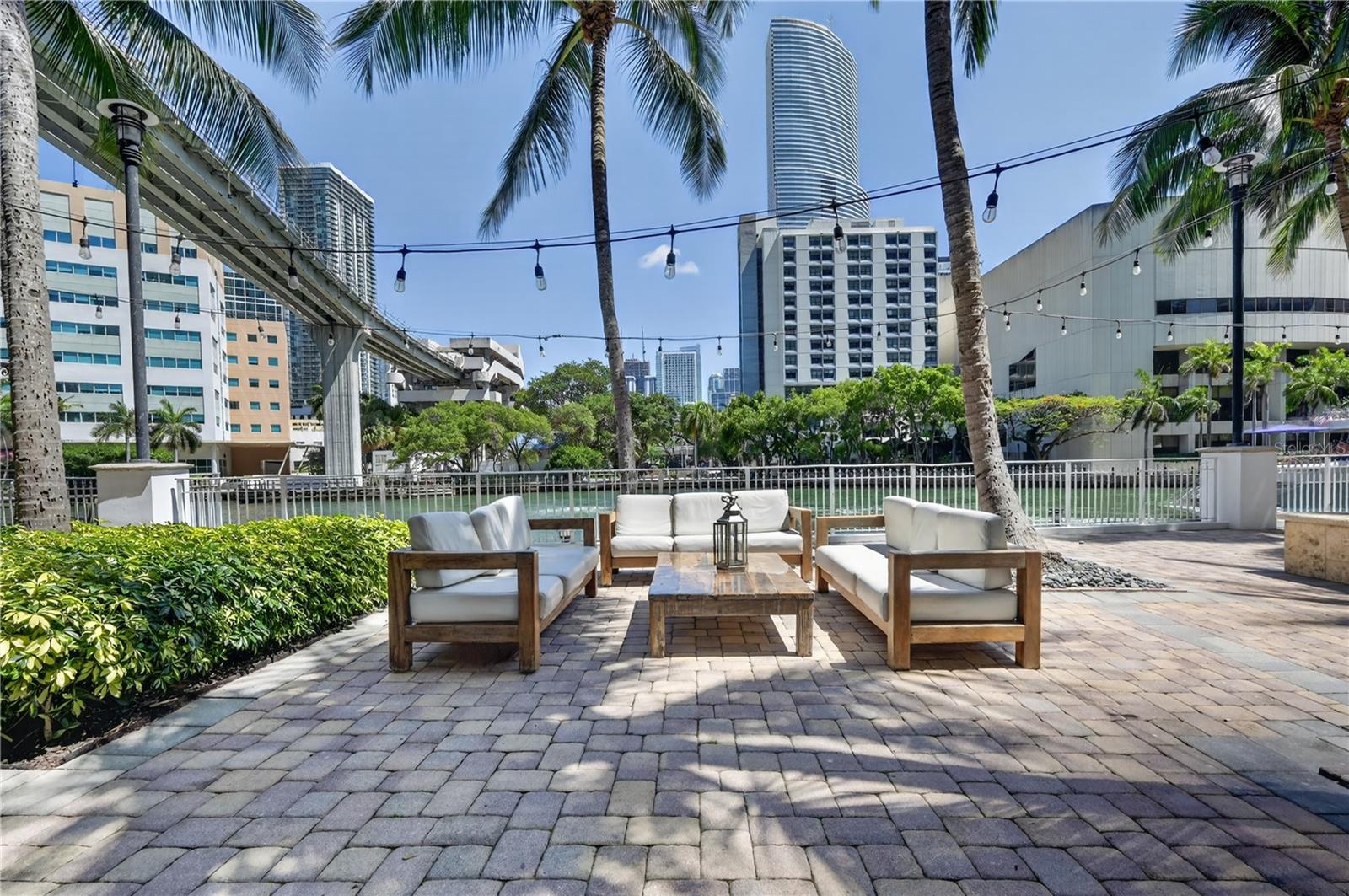 31 SE 5TH ST #203, MIAMI, FL, 33131