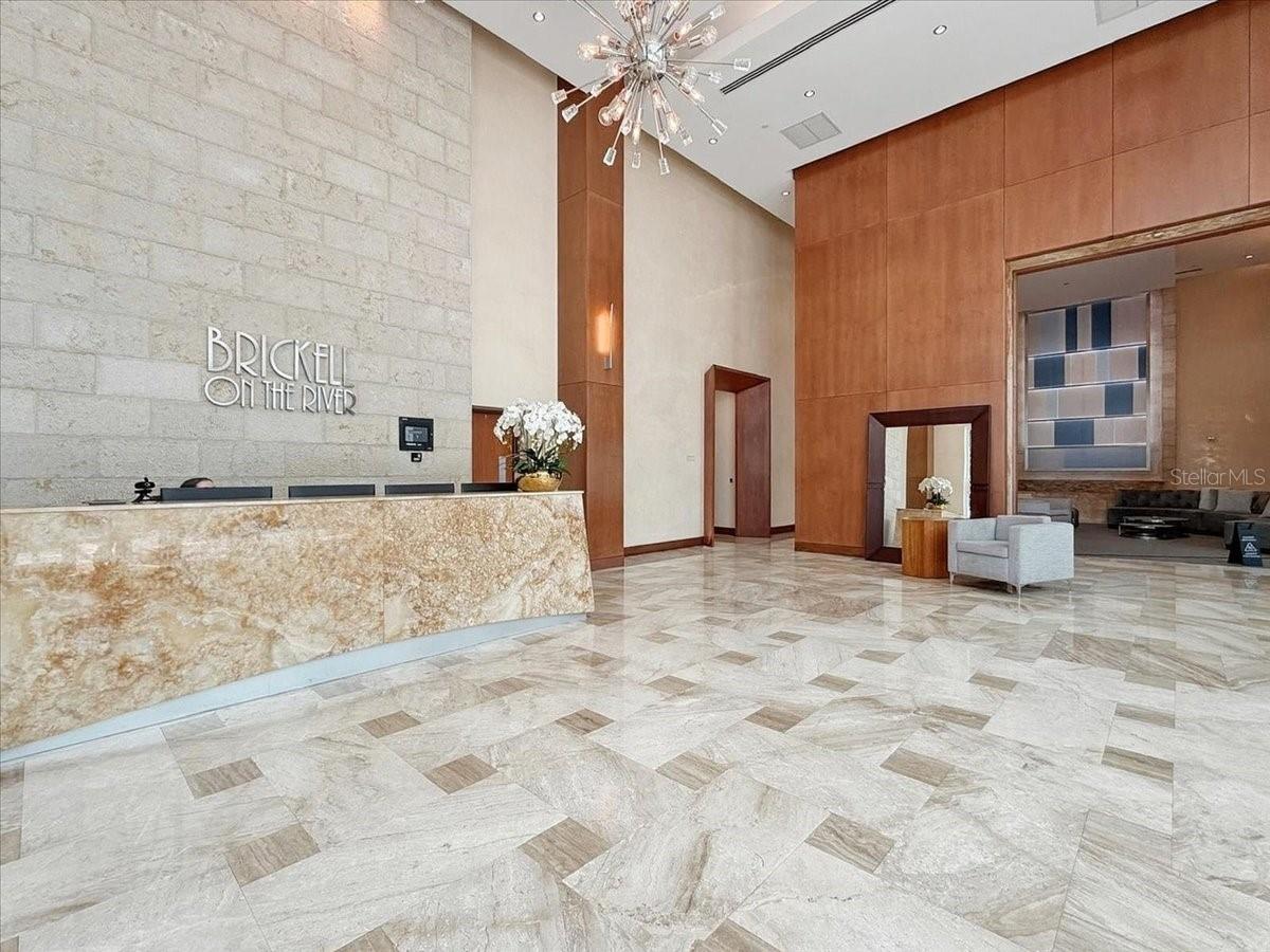 31 SE 5TH ST #203, MIAMI, FL, 33131