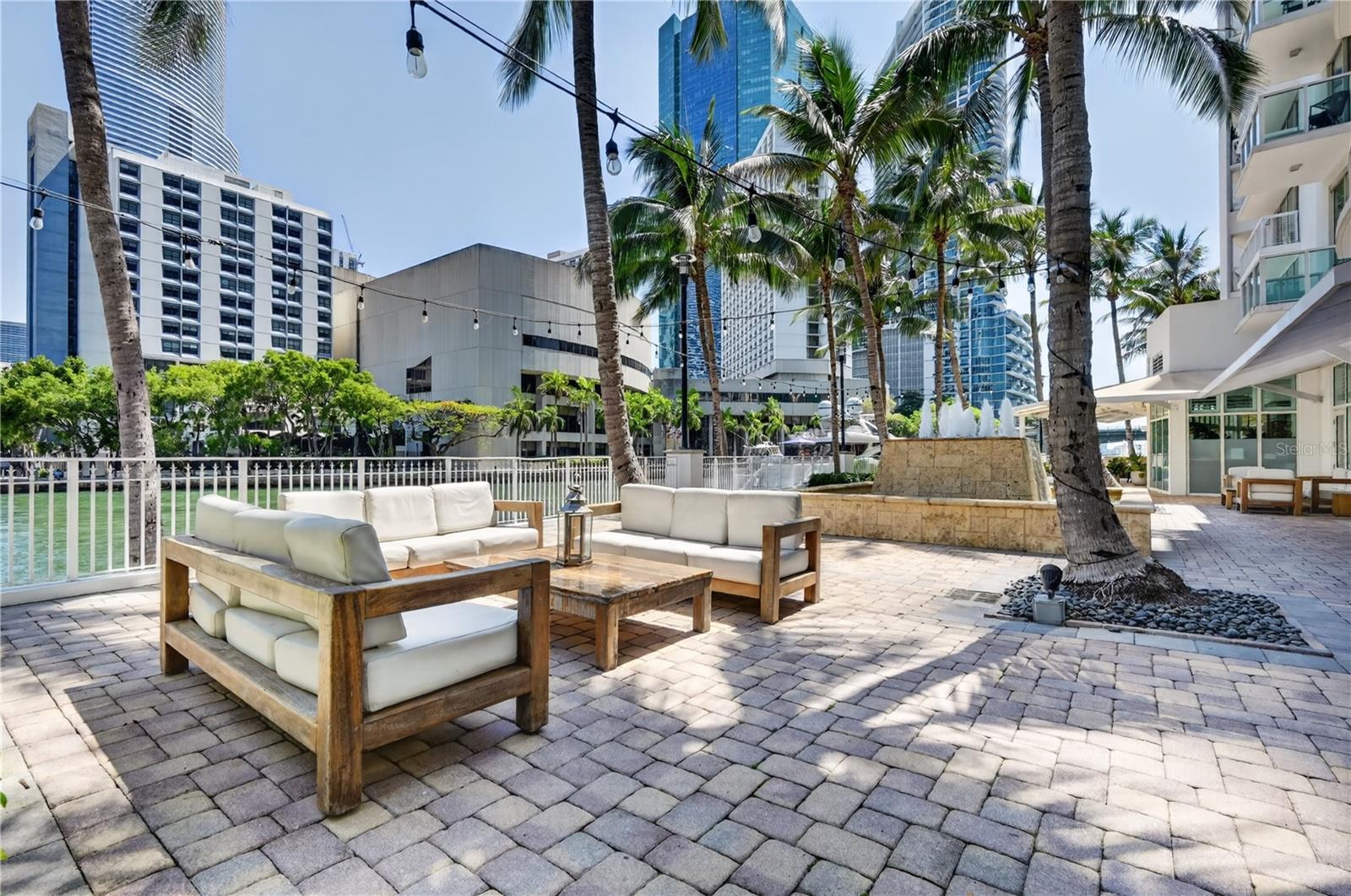 31 SE 5TH ST #203, MIAMI, FL, 33131