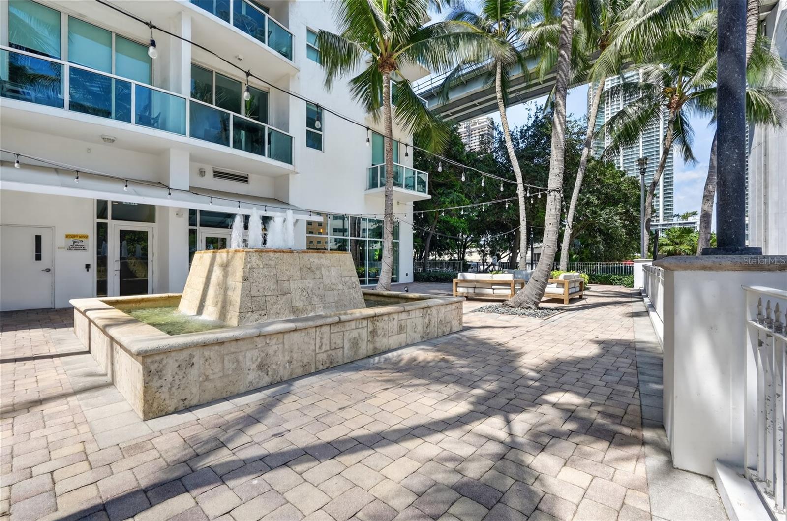 31 SE 5TH ST #203, MIAMI, FL, 33131