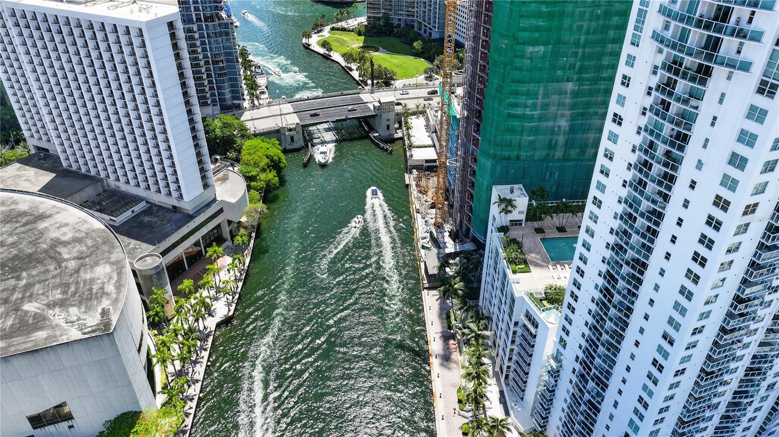 31 SE 5TH ST #203, MIAMI, FL, 33131