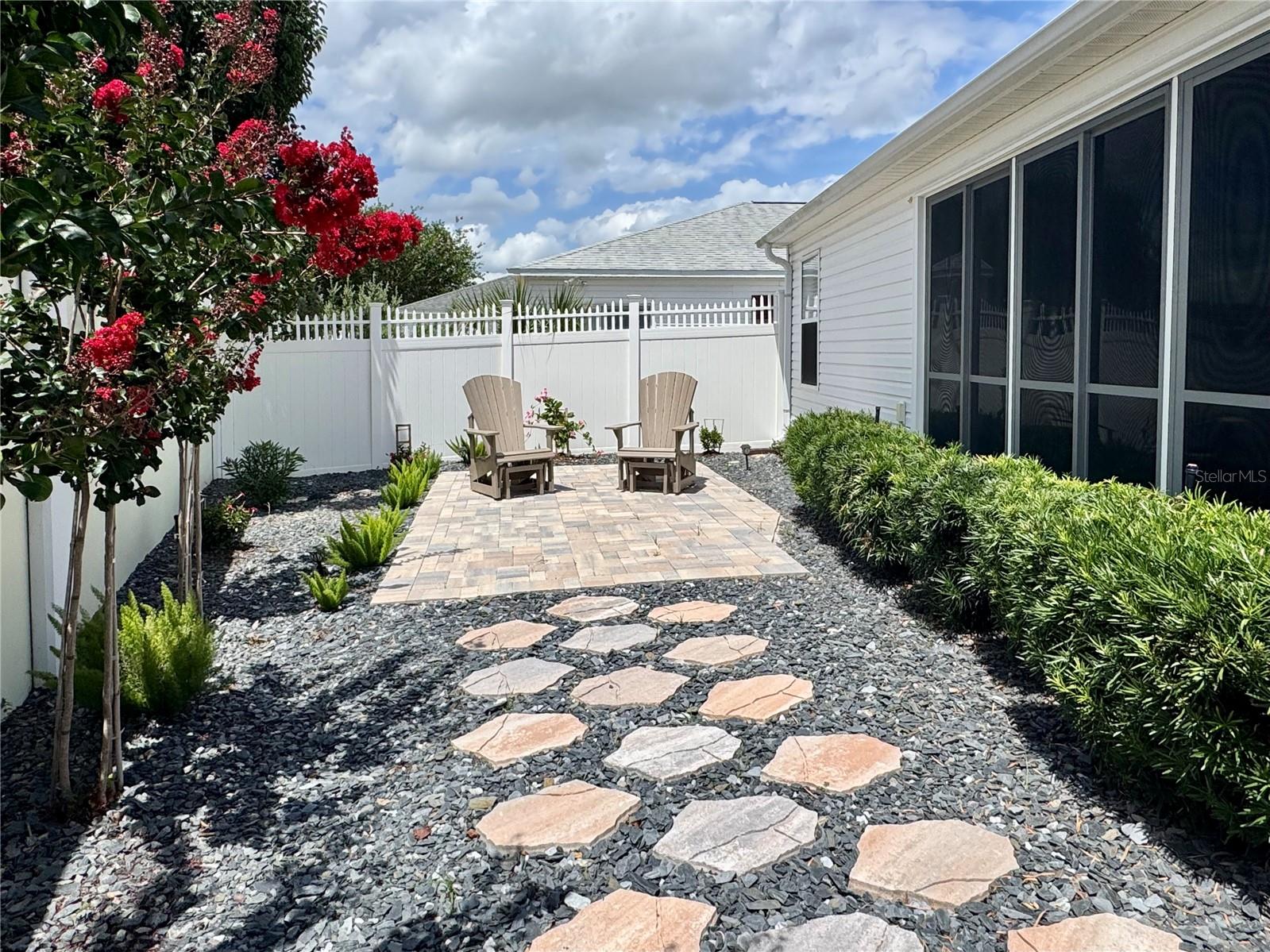 2090 INVERNESS PL, THE VILLAGES, FL, 32162