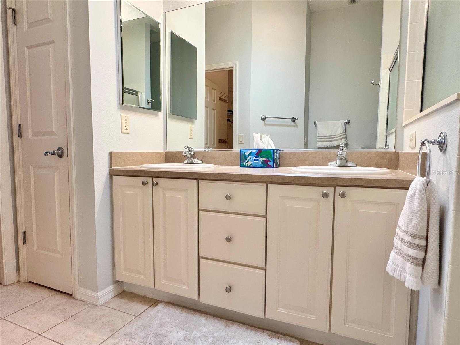2090 INVERNESS PL, THE VILLAGES, FL, 32162