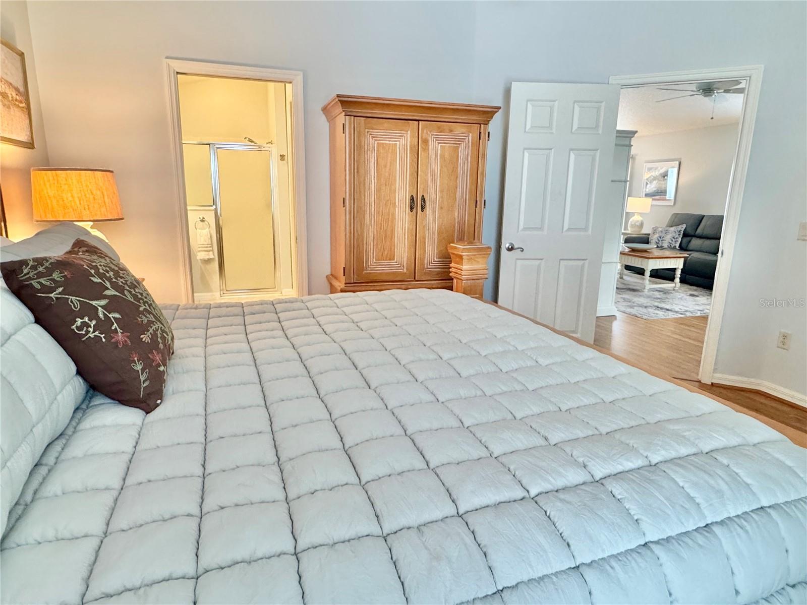 2090 INVERNESS PL, THE VILLAGES, FL, 32162