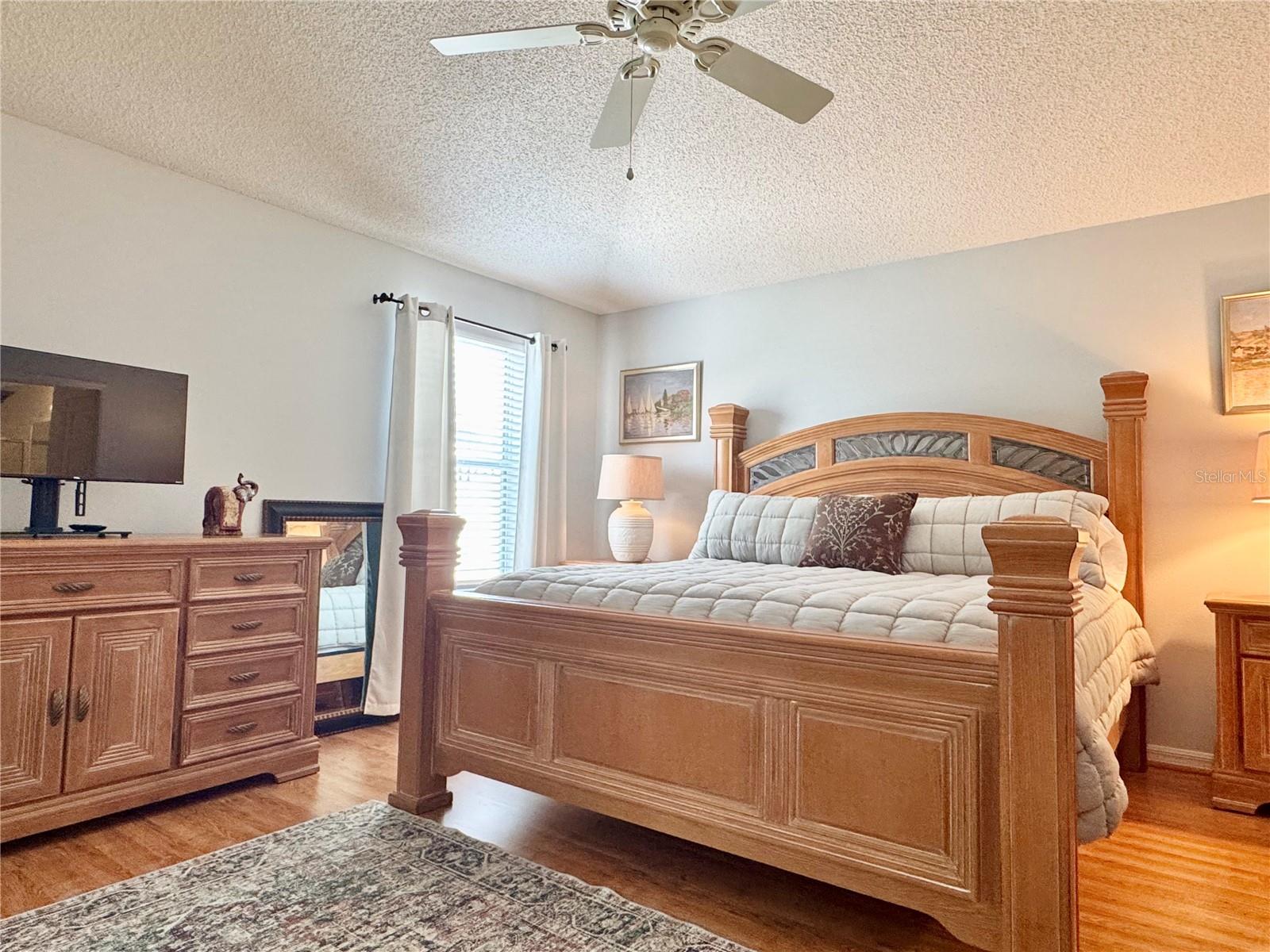 2090 INVERNESS PL, THE VILLAGES, FL, 32162