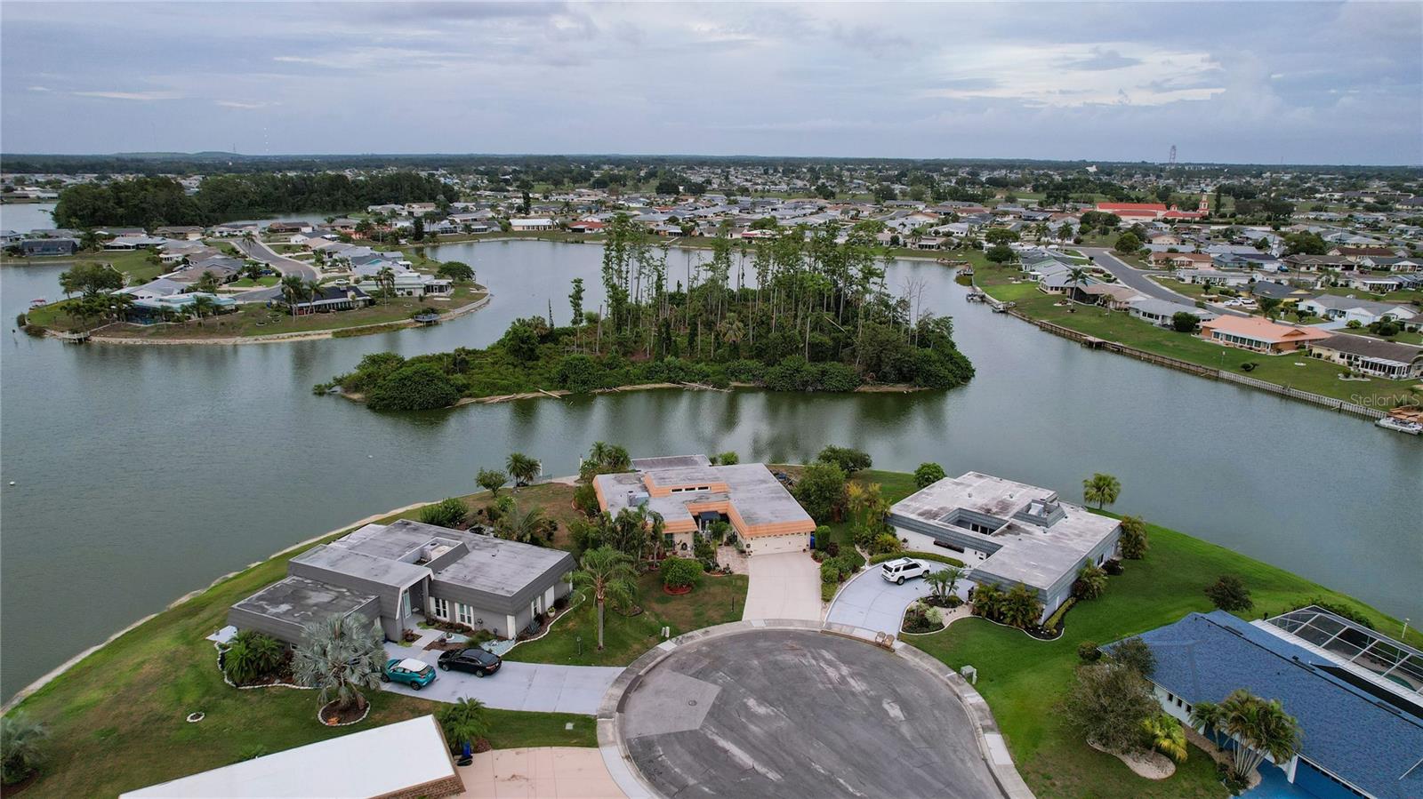 1411 JACOBSON CIR, SUN CITY CENTER, FL, 33573