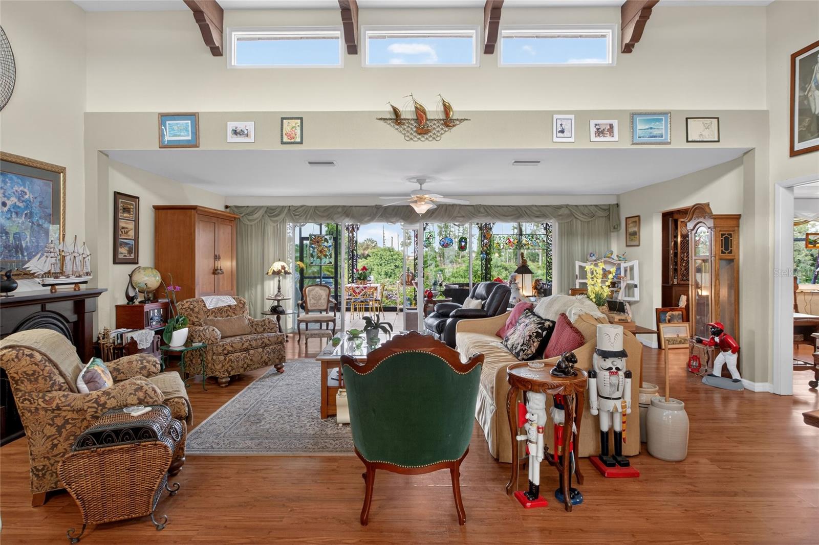 1411 JACOBSON CIR, SUN CITY CENTER, FL, 33573