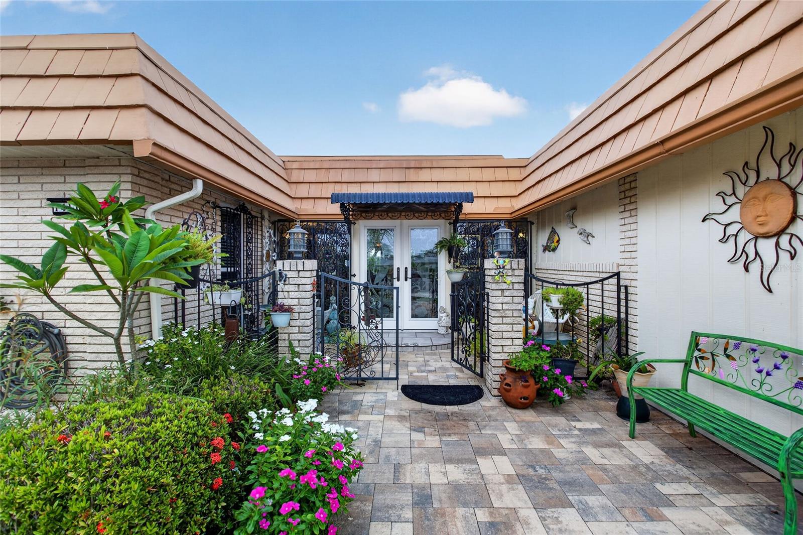 1411 JACOBSON CIR, SUN CITY CENTER, FL, 33573