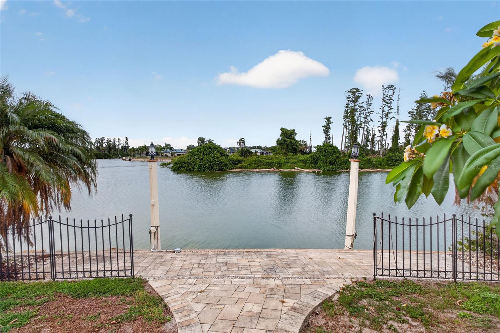 1411 JACOBSON CIR, SUN CITY CENTER, FL, 33573