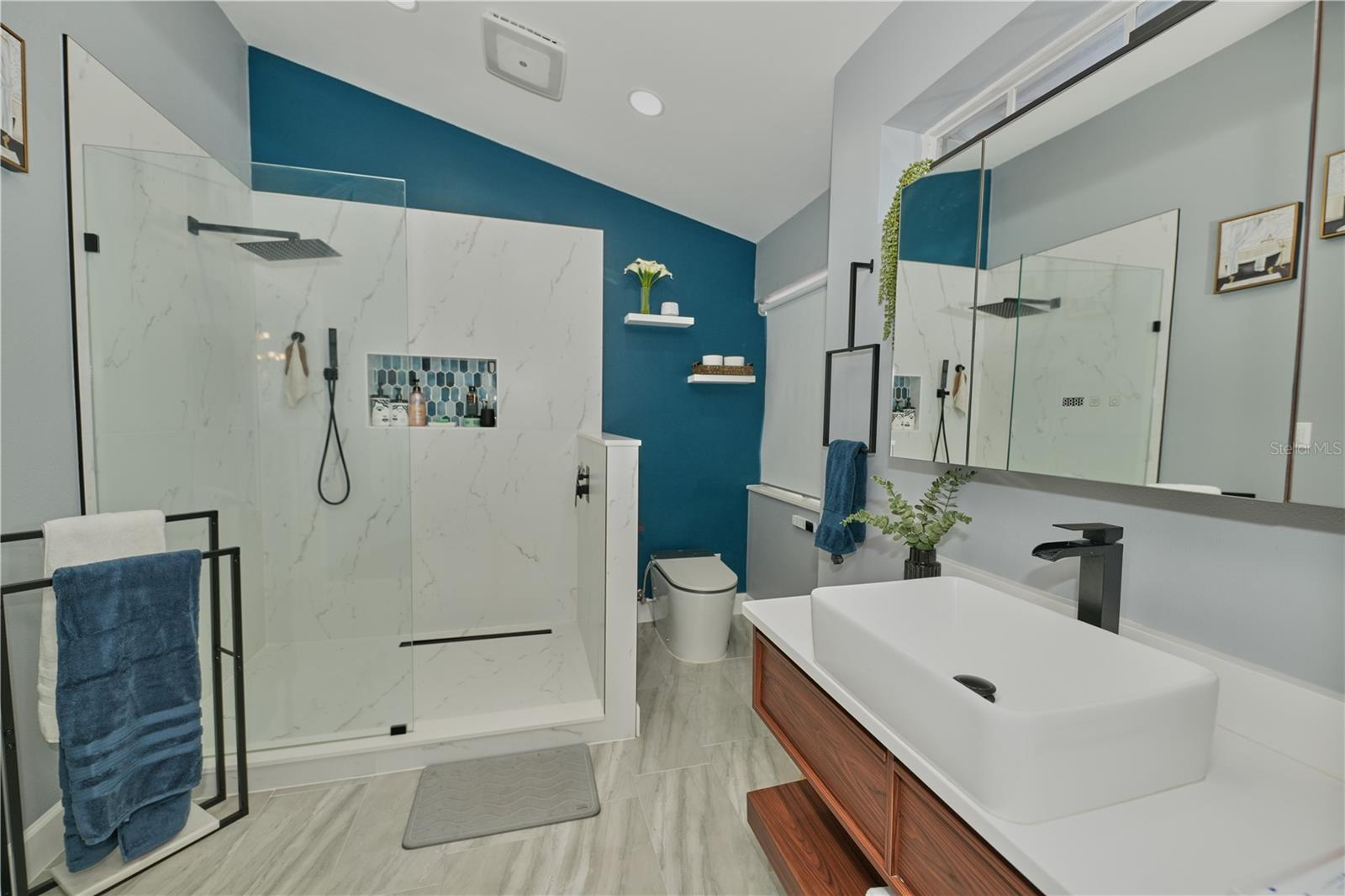 7305 VICTORIA CIR #202, ORLANDO, FL, 32835