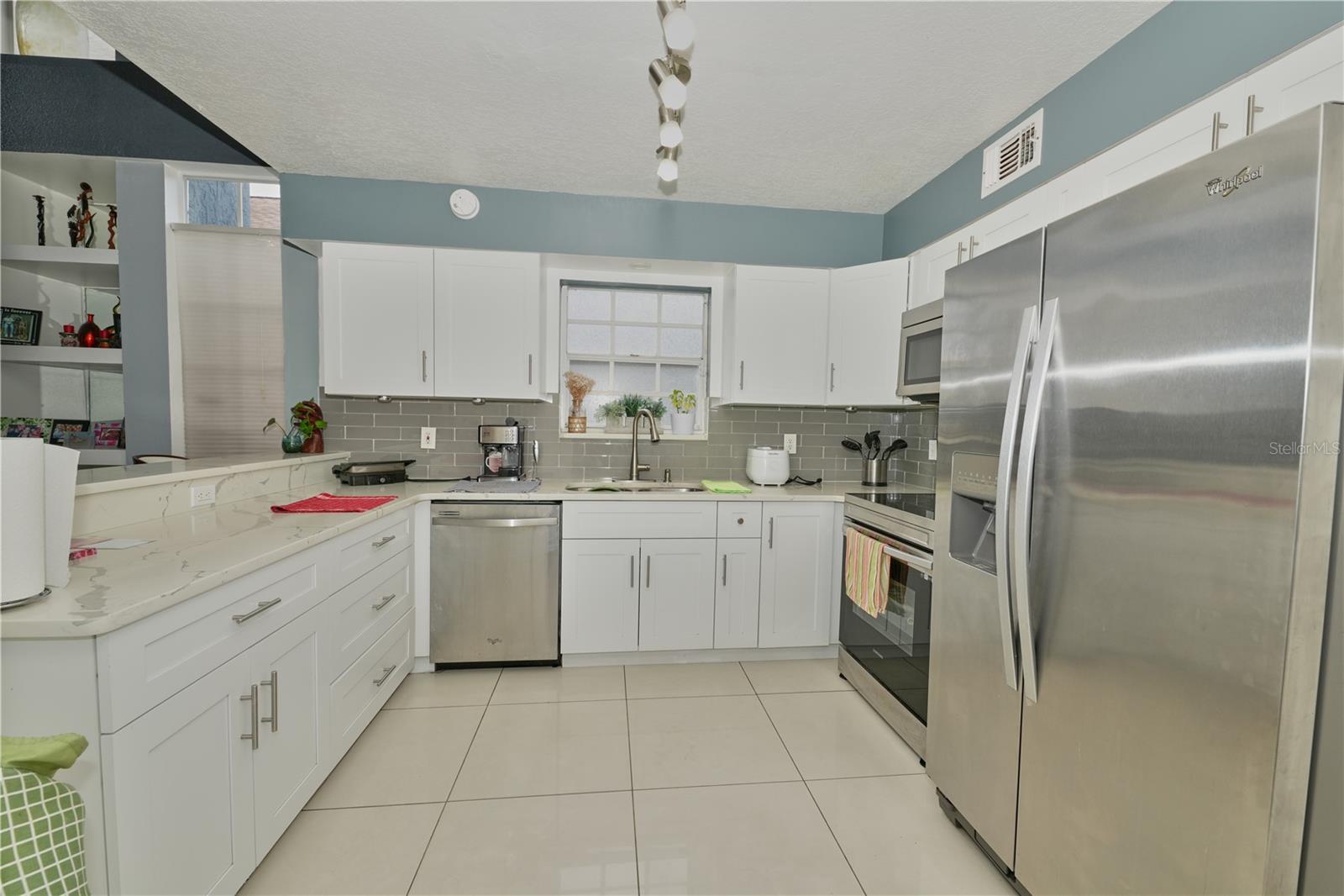 7305 VICTORIA CIR #202, ORLANDO, FL, 32835