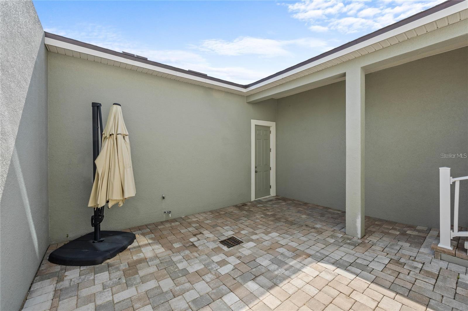 8061 GLENLLOYD AVE, WINTER GARDEN, FL, 34787