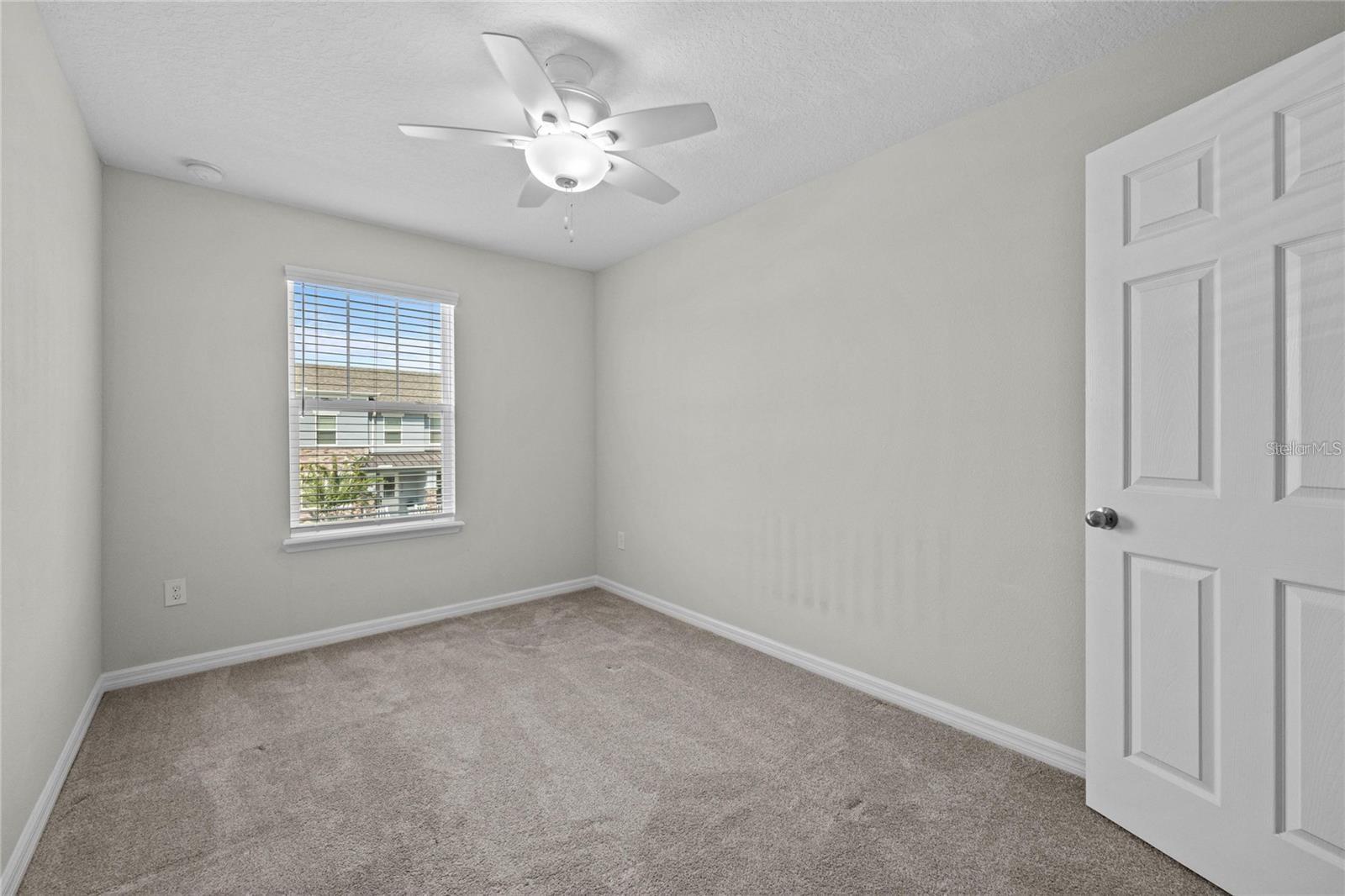 8061 GLENLLOYD AVE, WINTER GARDEN, FL, 34787