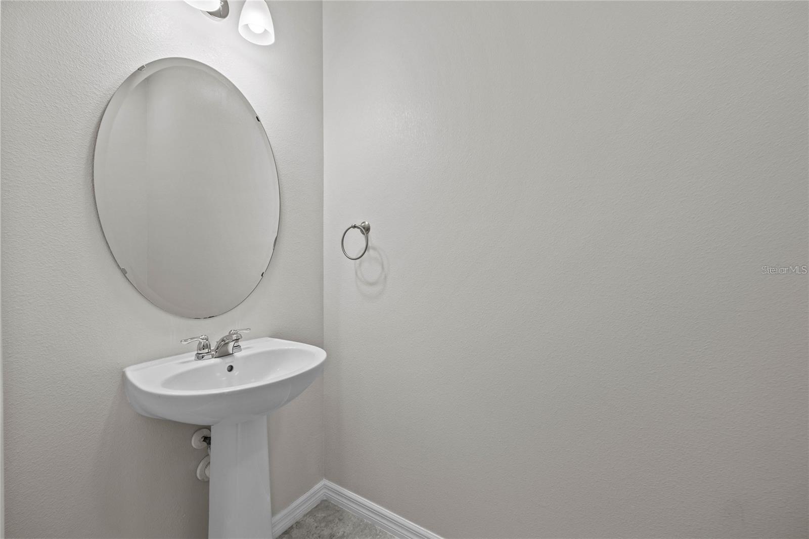 8061 GLENLLOYD AVE, WINTER GARDEN, FL, 34787