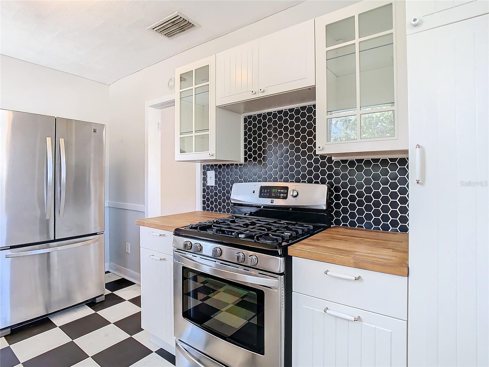 NORTH PARK, TAMPA, FL, 33604