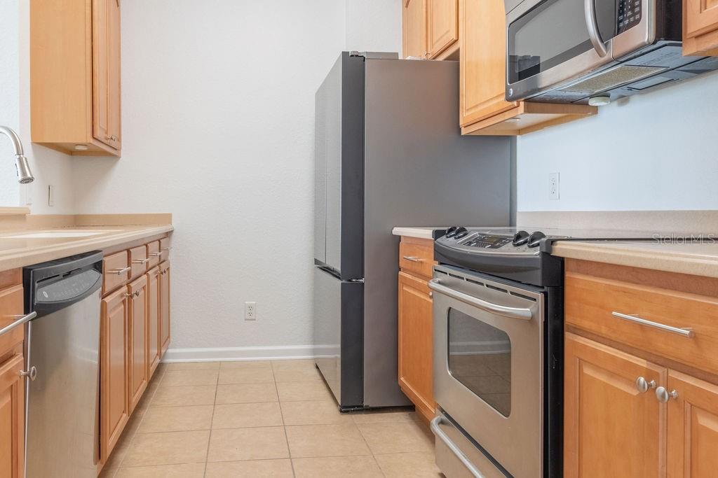 3868 LEXMARK LN #409, ROCKLEDGE, FL, 32955