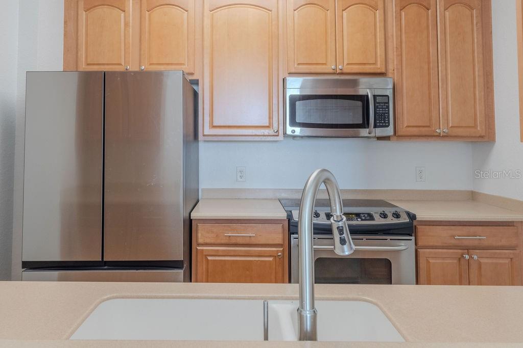 3868 LEXMARK LN #409, ROCKLEDGE, FL, 32955