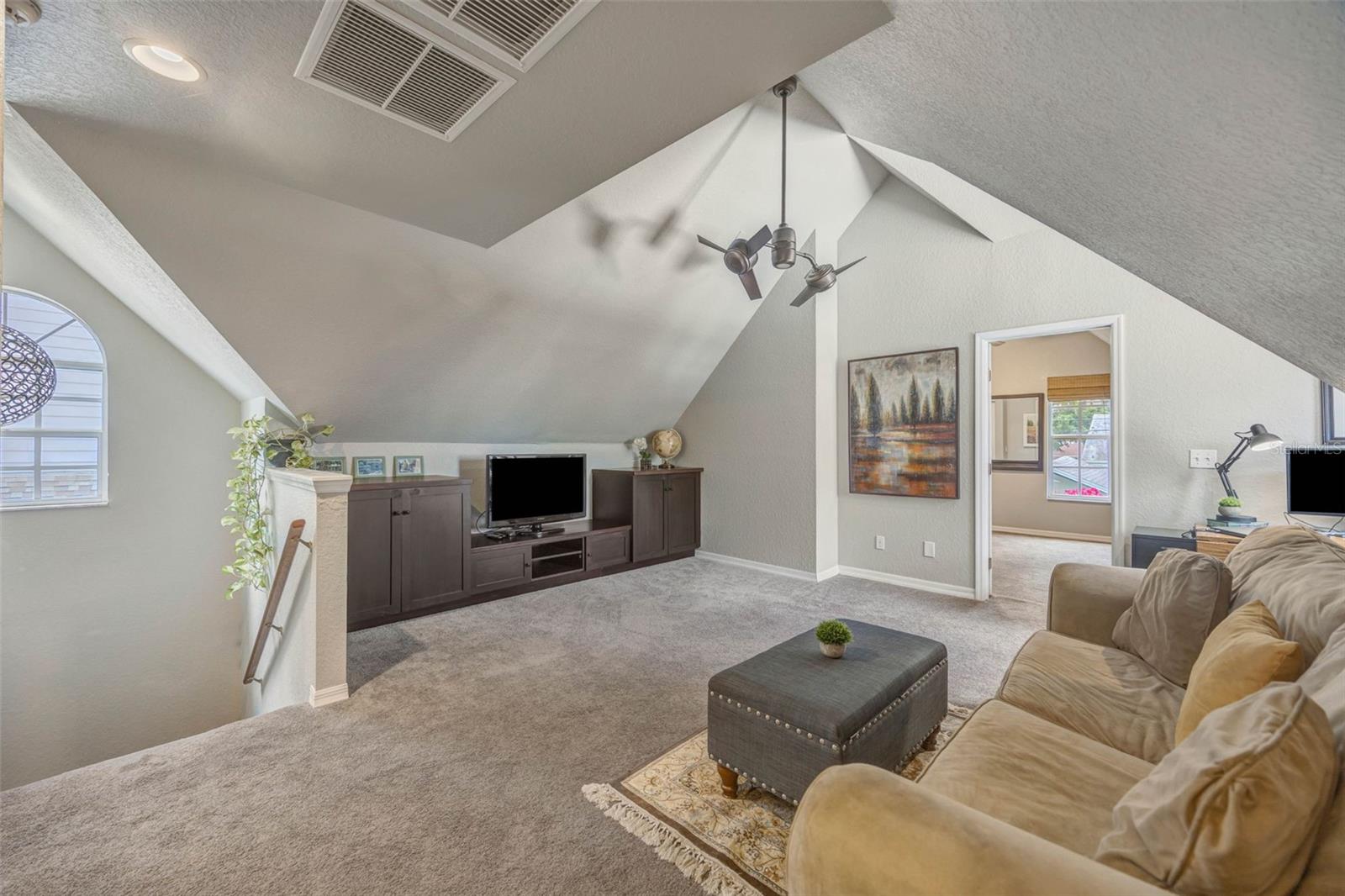 852 35TH AVE N, ST PETERSBURG, FL, 33704
