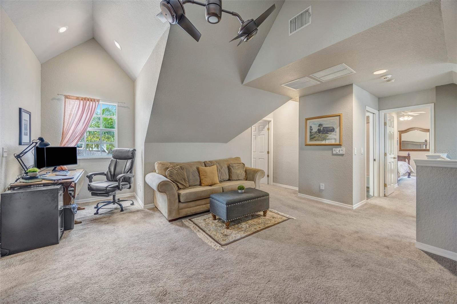 852 35TH AVE N, ST PETERSBURG, FL, 33704