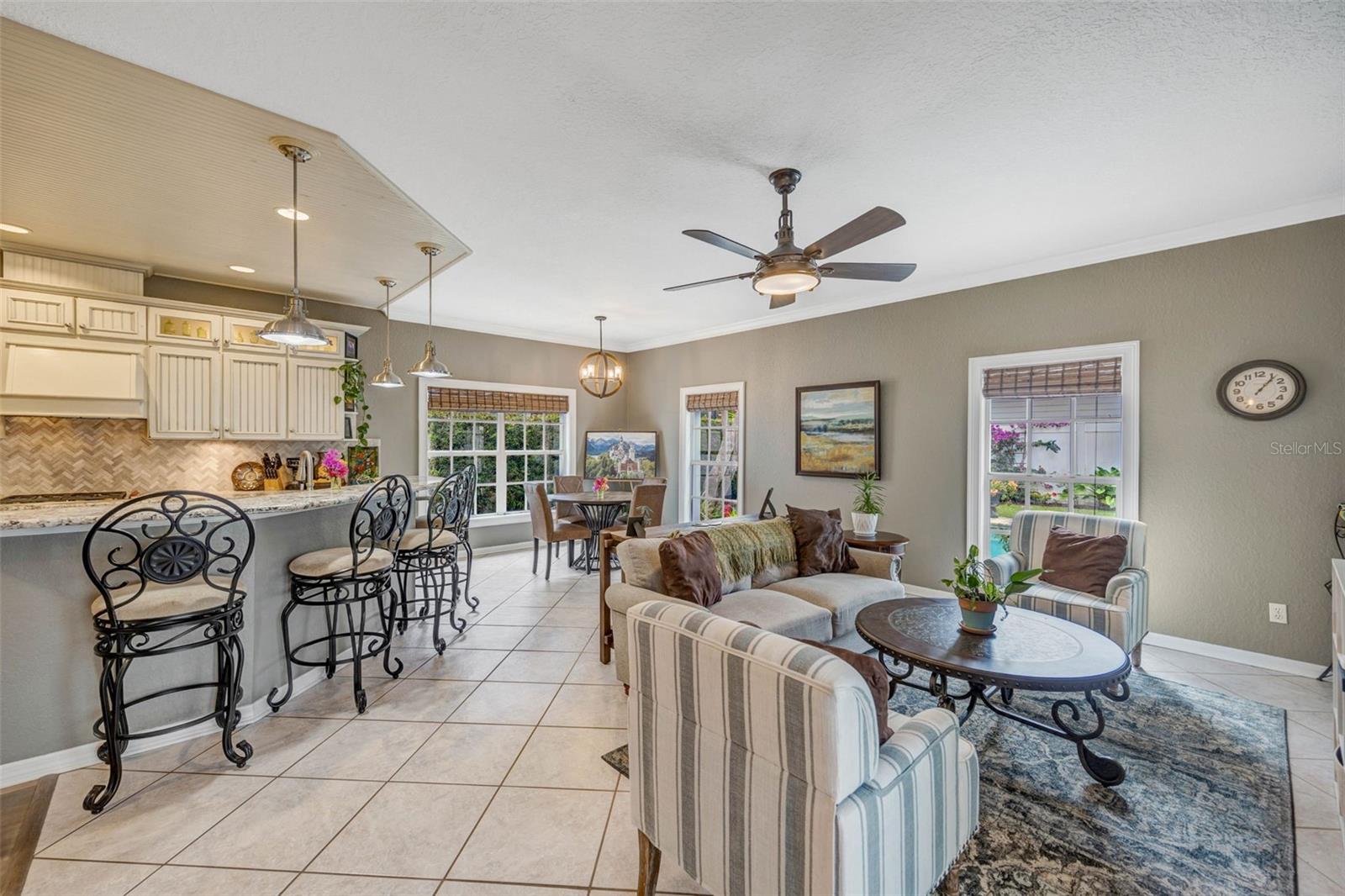 852 35TH AVE N, ST PETERSBURG, FL, 33704