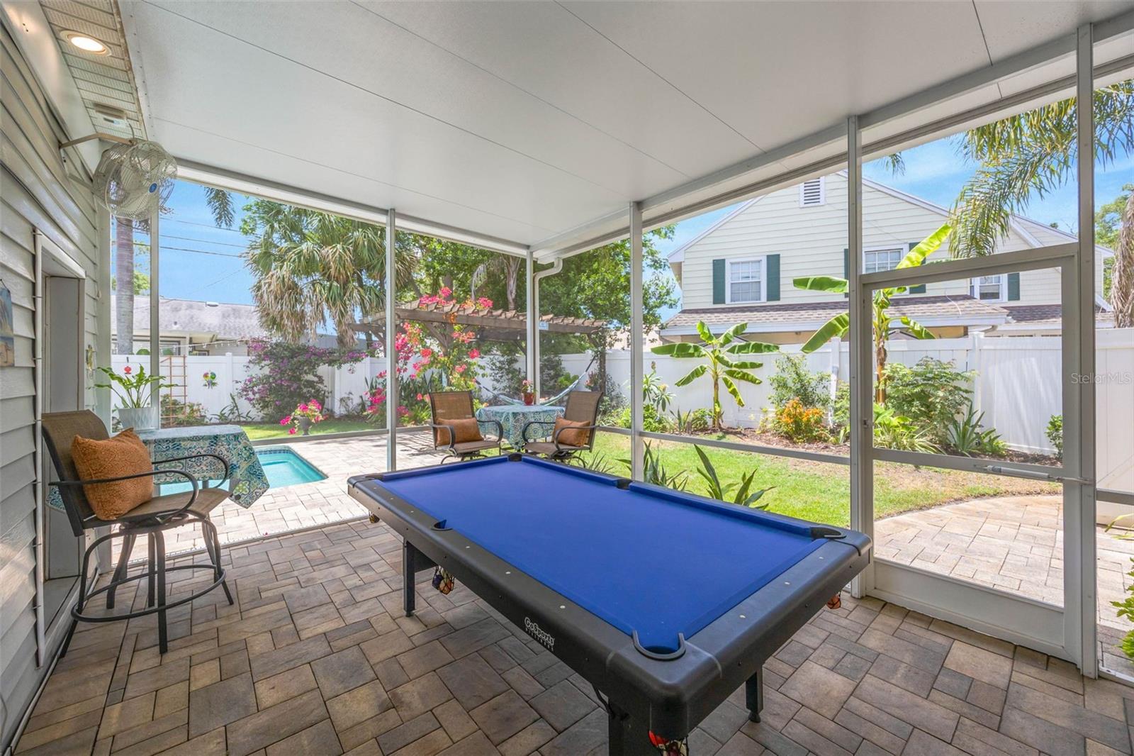 852 35TH AVE N, ST PETERSBURG, FL, 33704