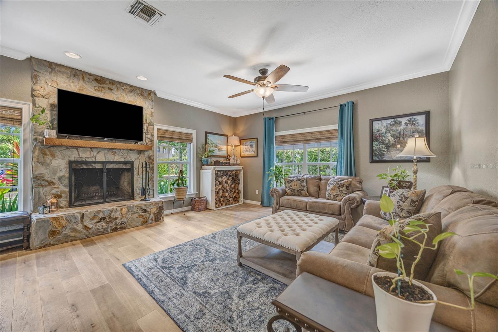 852 35TH AVE N, ST PETERSBURG, FL, 33704