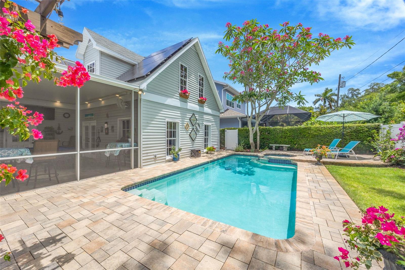 852 35TH AVE N, ST PETERSBURG, FL, 33704