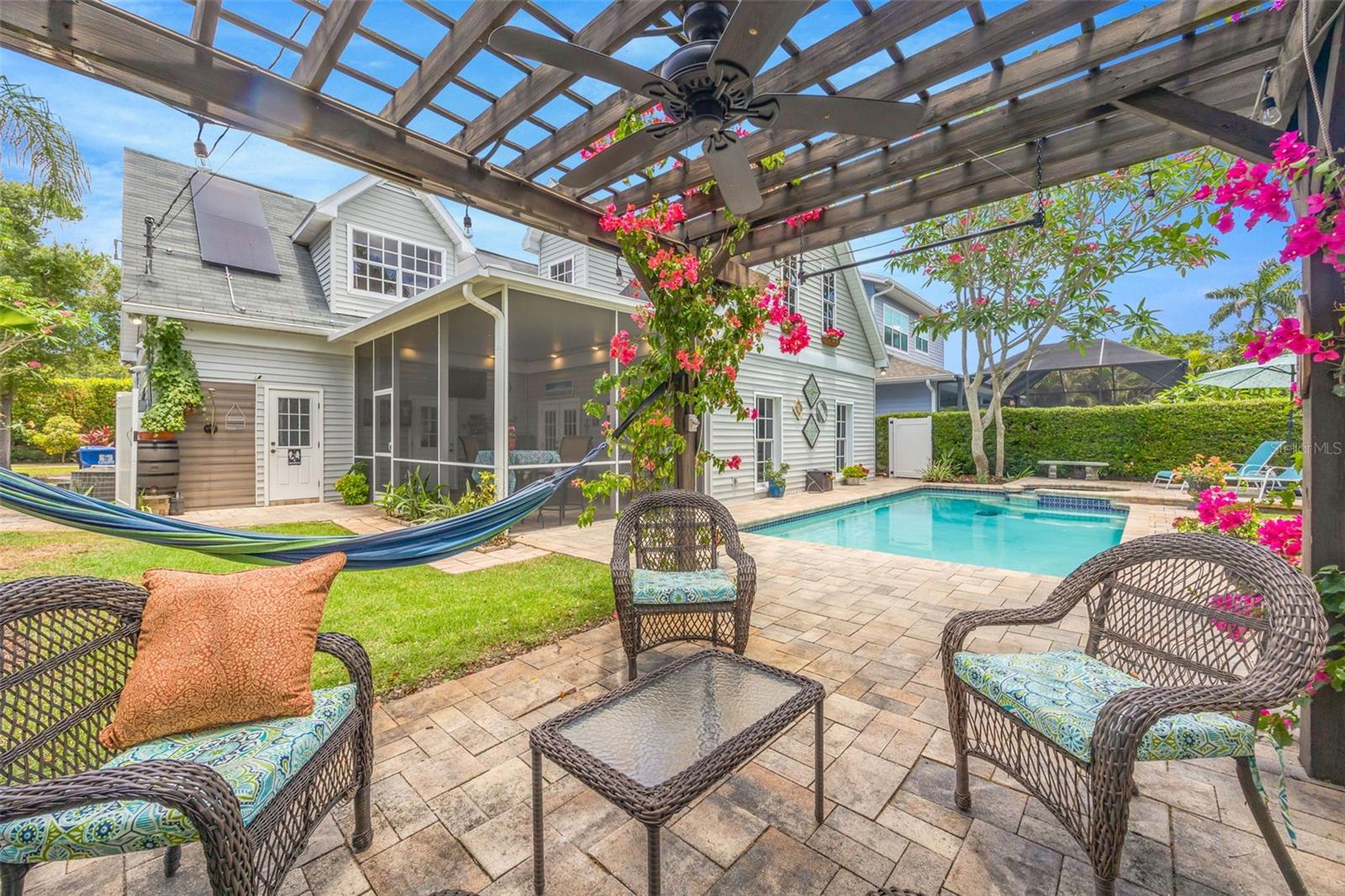 852 35TH AVE N, ST PETERSBURG, FL, 33704