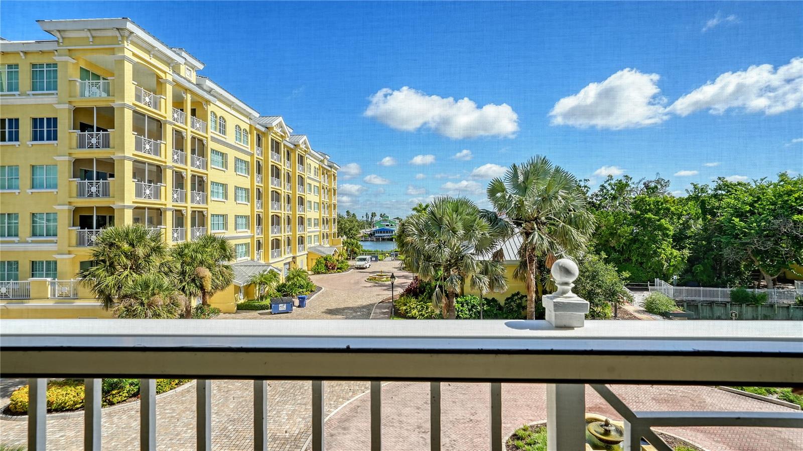 1308 OLD STICKNEY POINT RD #W32, SARASOTA, FL, 34242