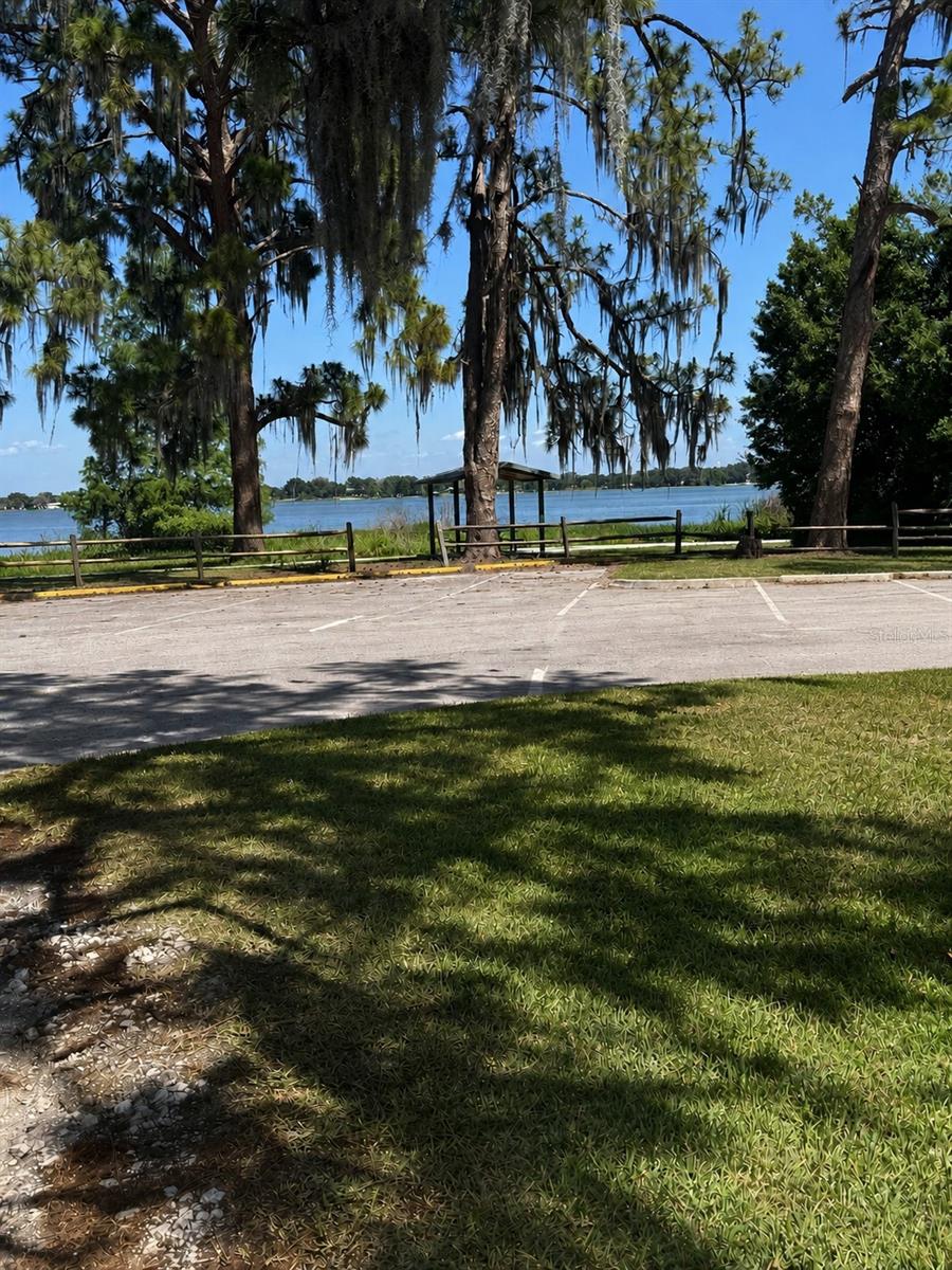 1503 W LAKE CANNON DR NW, WINTER HAVEN, FL, 33881